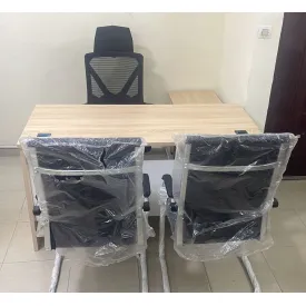 BUREAU : Ensemble de bureau 1 m 40 avec retour. Le fauteuil . La chaise visiteur l'unite (1 m 40 )